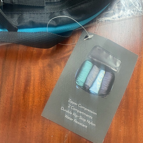 🆕2ct Nomatic Compression Cubes Black Travel Bag NWT TWO Bags - Picture 3 of 3